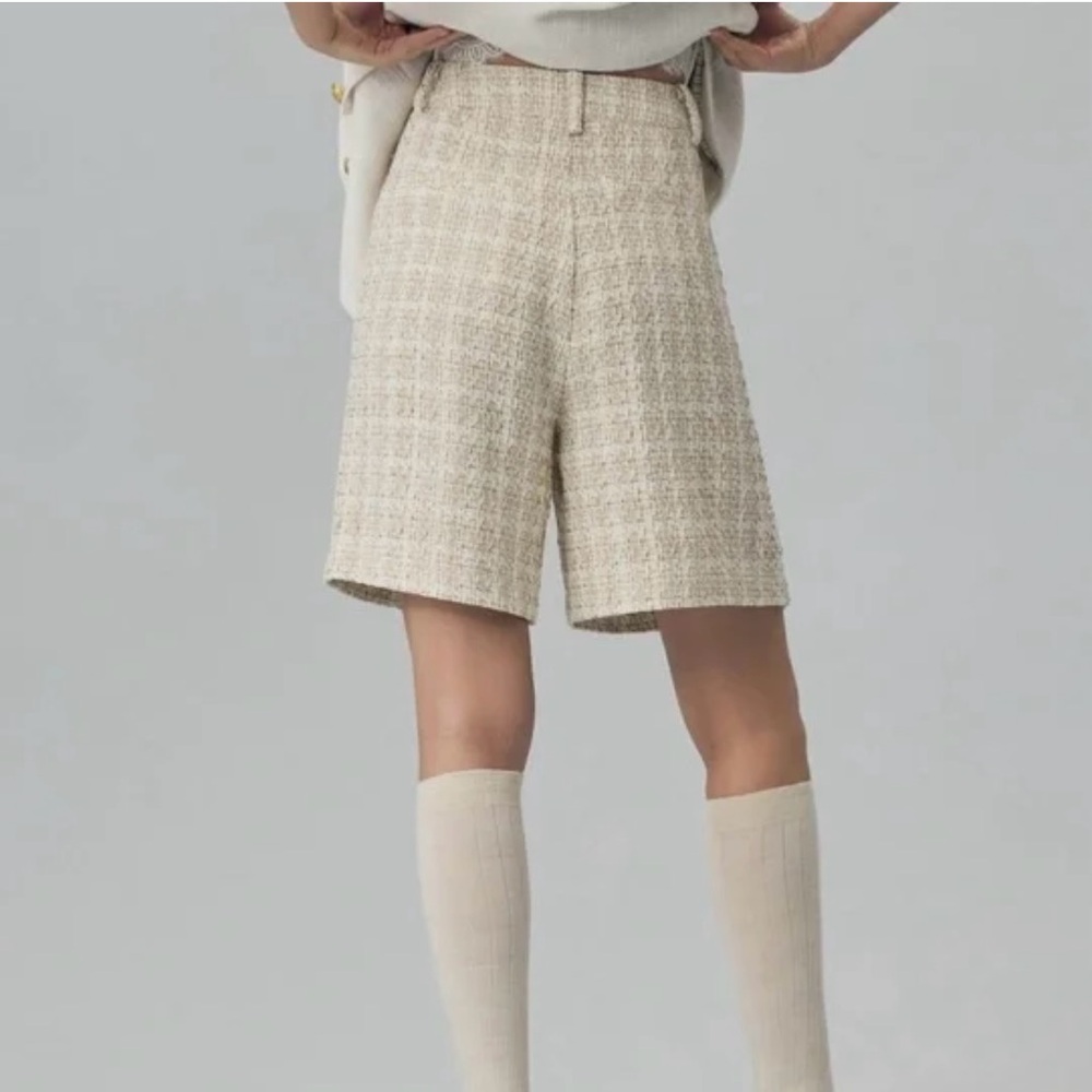 NWT Avec Les Filles Anthropologie Cream Gold Tweed Pleated Shorts Casual - Picture 3 of 9